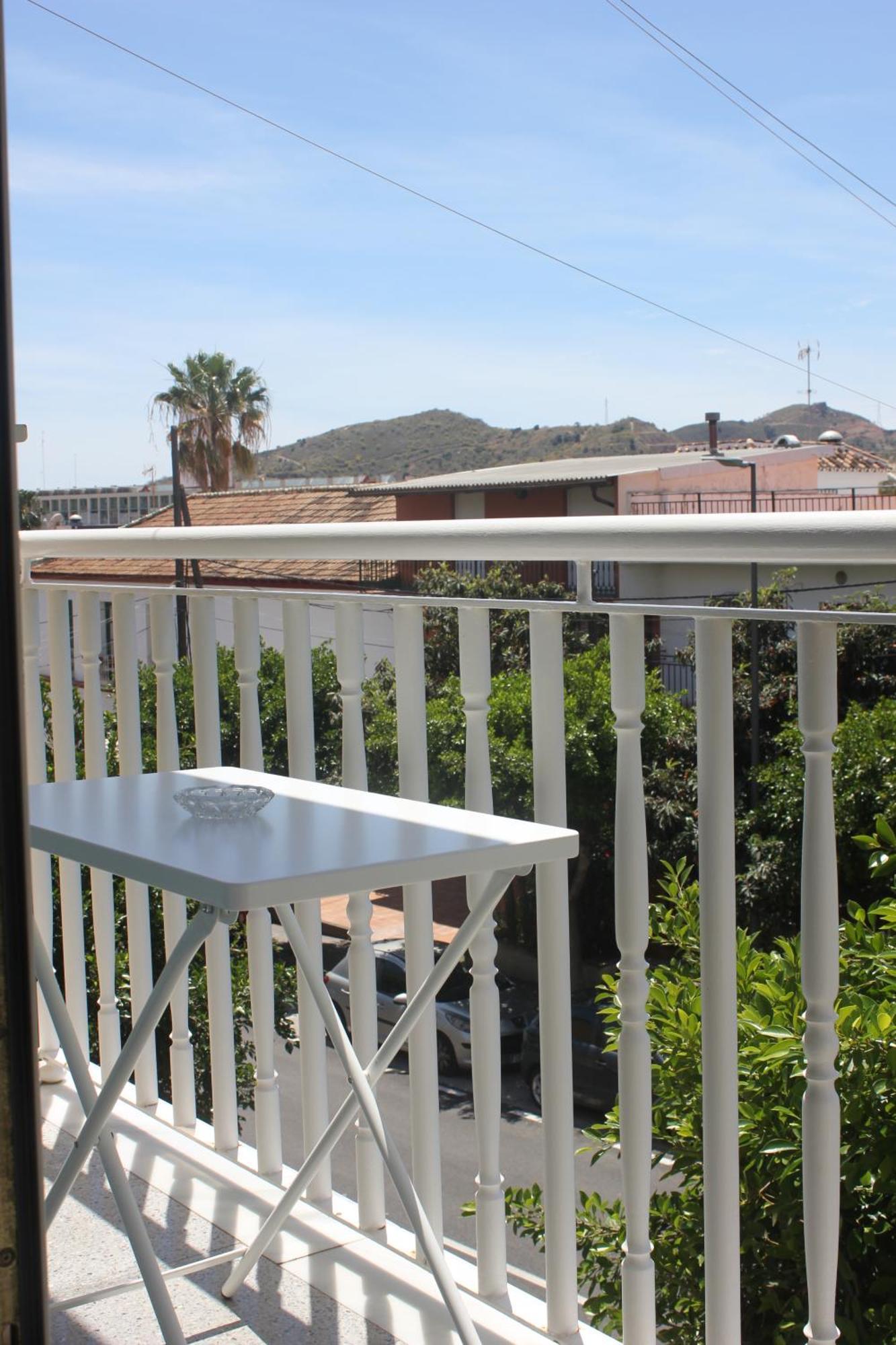 Apartamento En Ciudad Jardin Malaga Luaran gambar