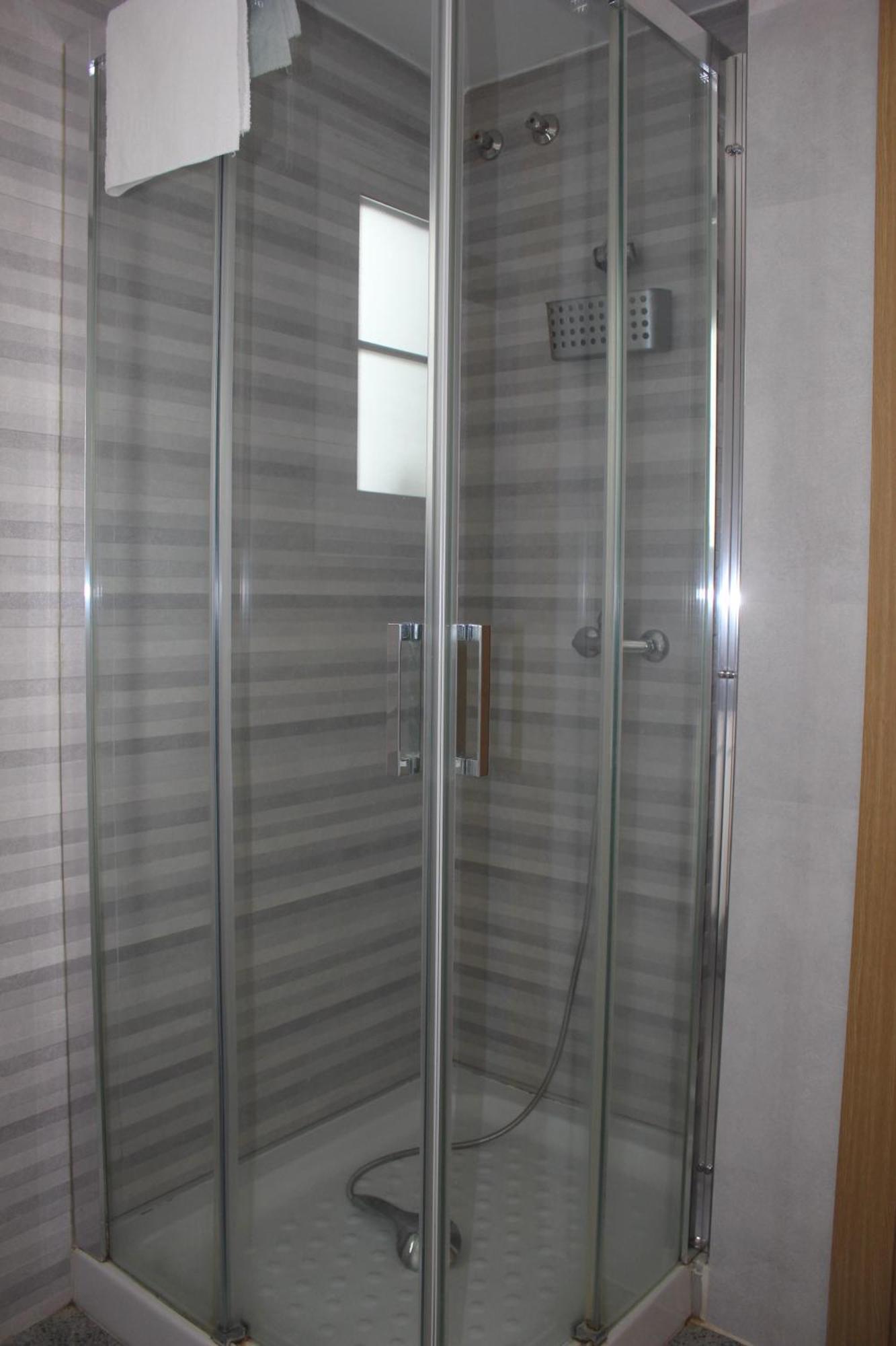 Apartamento En Ciudad Jardin Malaga Luaran gambar